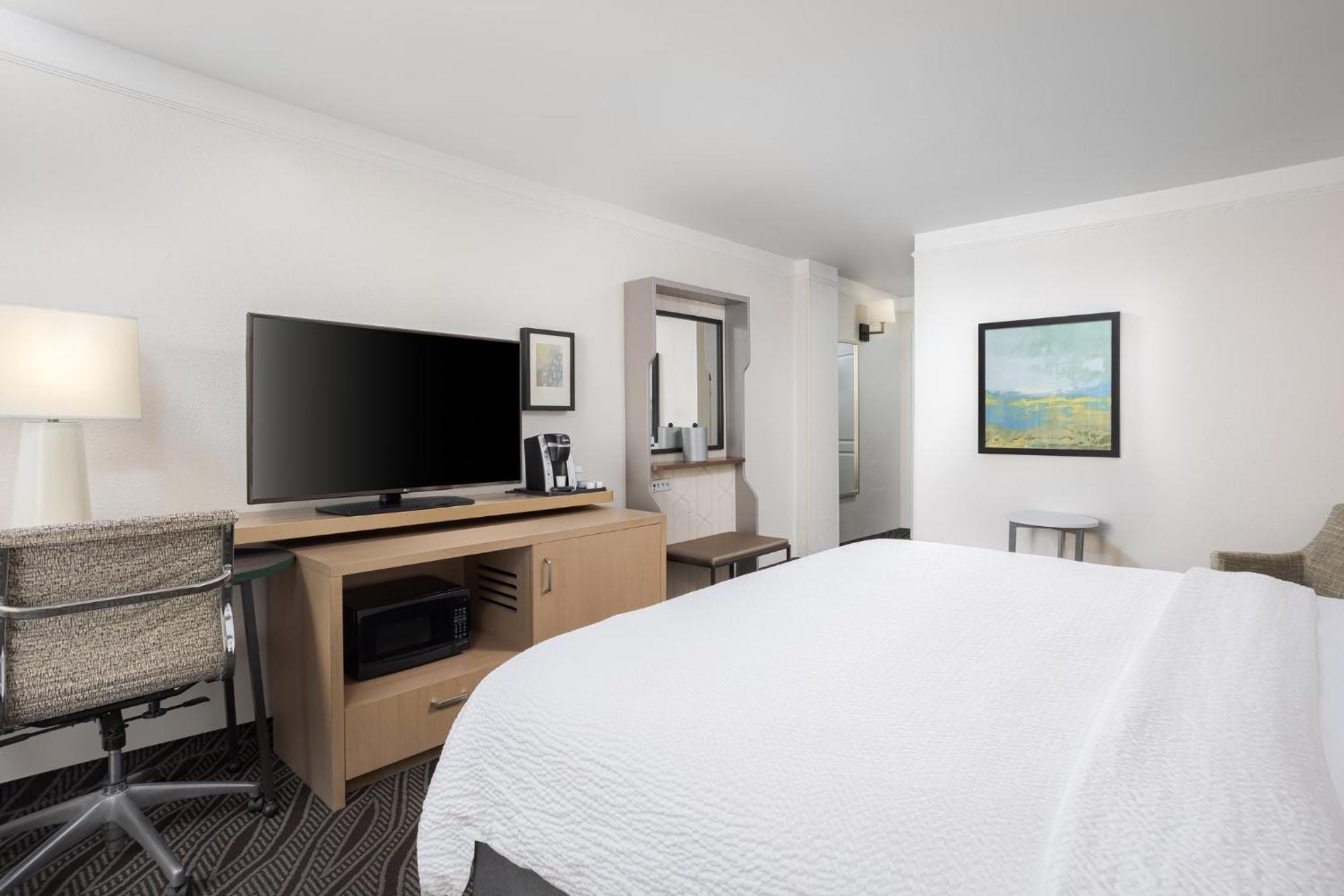 Holiday Inn Resort Oceanfront At Surfside Beach By Ihg Exterior foto